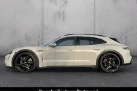 Porsche Taycan din 2022 cu 26.786 km - oferta POR200599 - foto 5