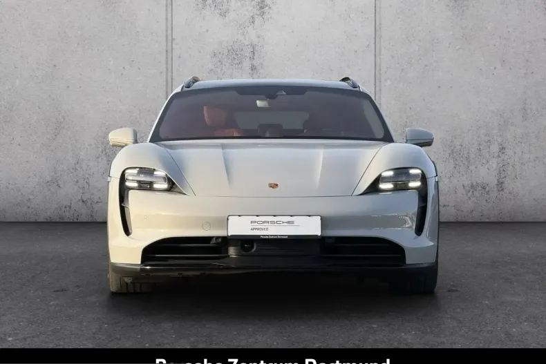 Porsche Taycan din 2022 cu 26.786 km - oferta POR200599 - foto 11