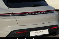 Porsche Taycan din 2022 cu 26.786 km - oferta POR200599 - foto 14