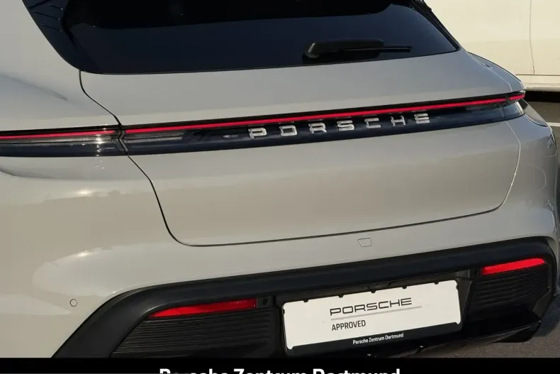 Porsche Taycan din 2022 cu 26.786 km - oferta POR200599 - foto 14