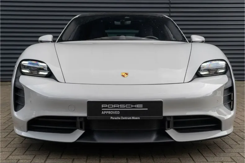 Porsche Taycan din 2022 cu 108.900 km - oferta POR200600 - foto 8