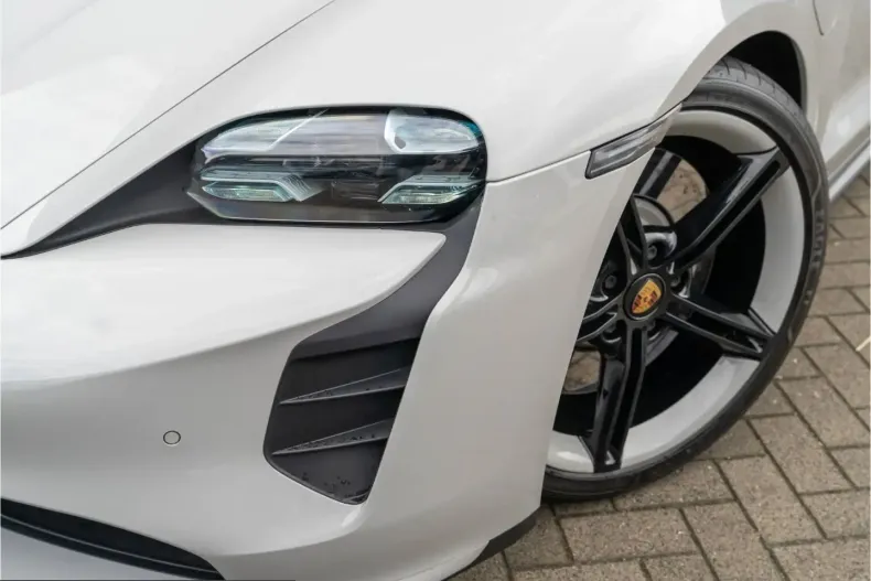 Porsche Taycan din 2022 cu 108.900 km - oferta POR200600 - foto 13