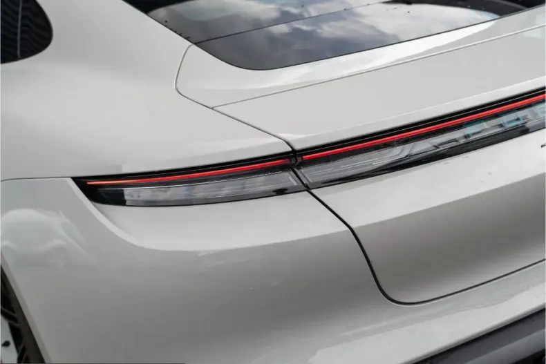 Porsche Taycan din 2022 cu 108.900 km - oferta POR200600 - foto 20