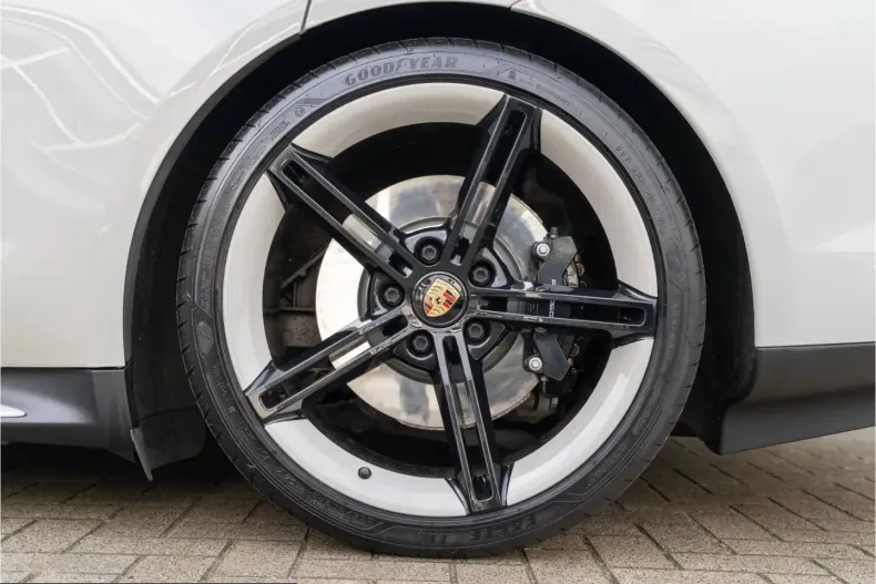 Porsche Taycan din 2022 cu 108.900 km - oferta POR200600 - foto 27