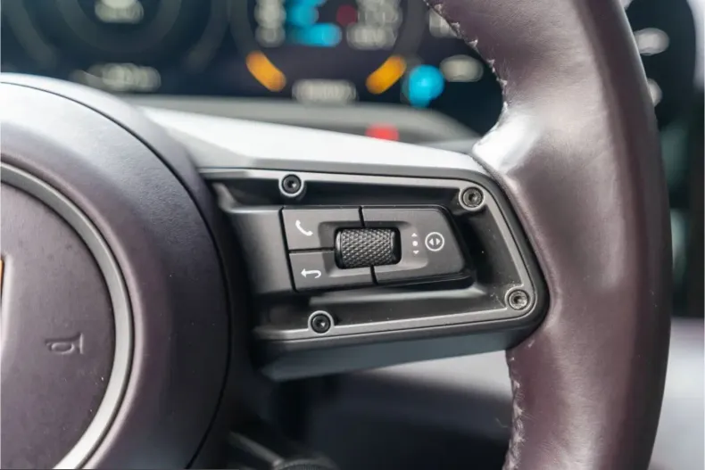 Porsche Taycan din 2022 cu 108.900 km - oferta POR200600 - foto 36