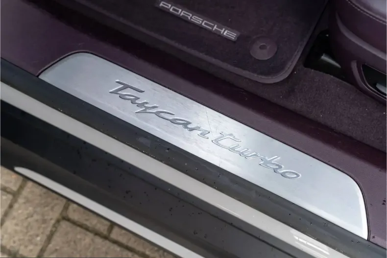 Porsche Taycan din 2022 cu 108.900 km - oferta POR200600 - foto 44