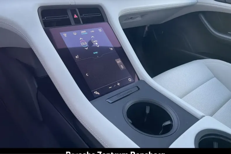 Porsche Taycan din 2022 cu 50.700 km - oferta POR200603 - foto 18