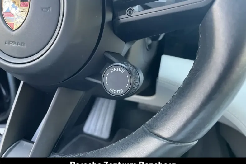 Porsche Taycan din 2022 cu 50.700 km - oferta POR200603 - foto 25