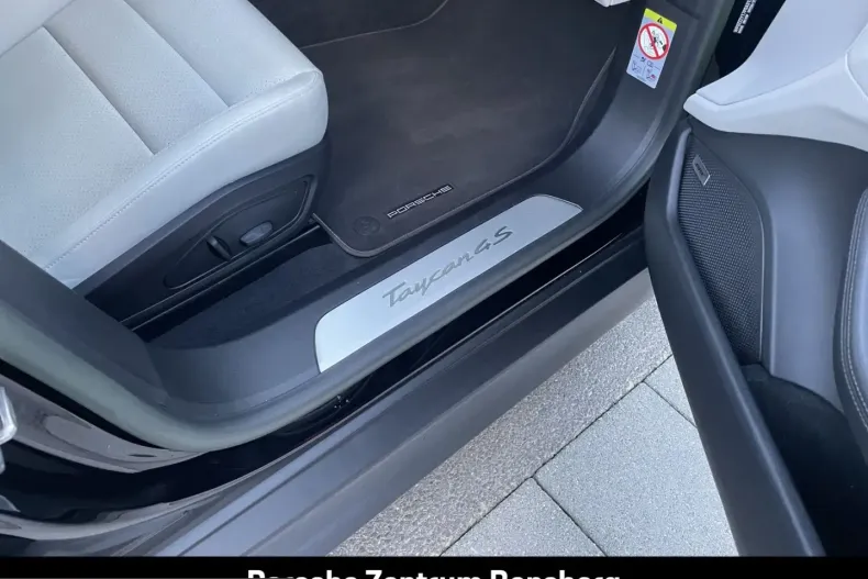 Porsche Taycan din 2022 cu 50.700 km - oferta POR200603 - foto 31