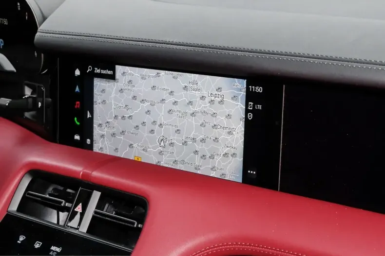 Porsche Taycan din 2023 cu 38.215 km - oferta POR200604 - foto 12