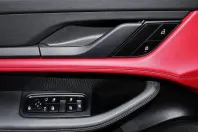 Porsche Taycan din 2023 cu 38.215 km - oferta POR200604 - foto 19