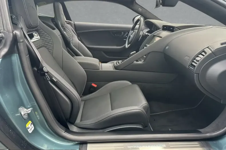 Jaguar F-Type din 2025 cu 110 km - oferta JAG200606 - foto 15