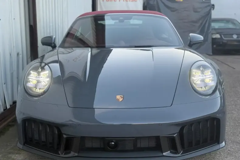 Porsche 911 din 2025 cu 4.500 km - oferta POR200608 - foto 2