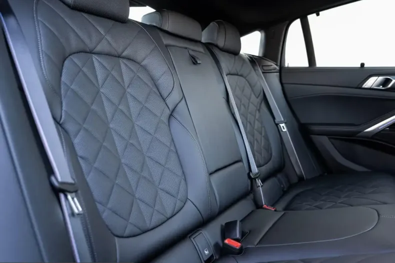 BMW X6 (Seria X) din 2025 cu 14.790 km - oferta BMW200619 - foto 22