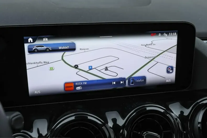 Mercedes-Benz GLA 200 (Clasa GLA) din 2024 cu 26.968 km - oferta MER200620 - foto 8