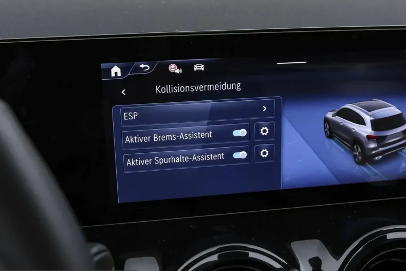 Mercedes-Benz GLA 200 (Clasa GLA) din 2024 cu 26.968 km - oferta MER200620 - foto 9