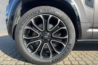 Land Rover Defender din 2025 cu 8.900 km - oferta LAN200623 - foto 8