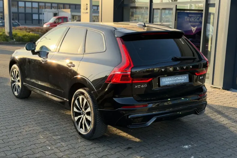 Volvo XC60 din 2023 cu 19.900 km - oferta VOL200624 - foto 9