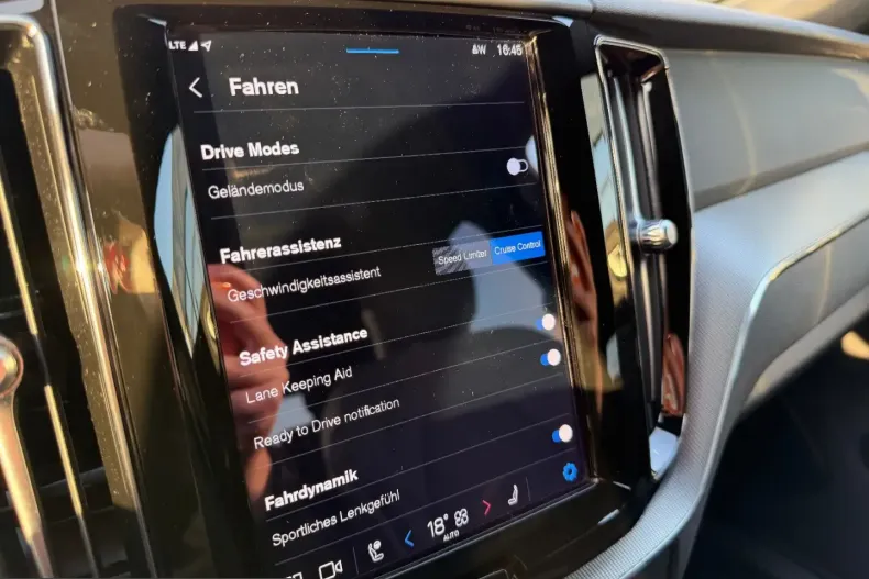 Volvo XC60 din 2023 cu 19.900 km - oferta VOL200624 - foto 18