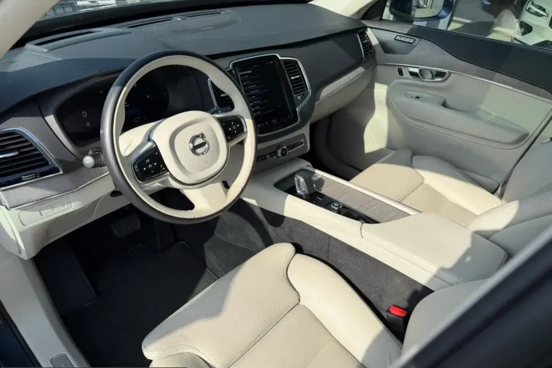 Volvo XC90 din 2023 cu 56.450 km - oferta VOL200629 - foto 2