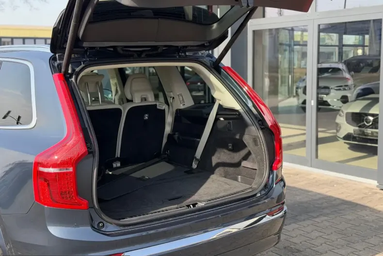 Volvo XC90 din 2023 cu 56.450 km - oferta VOL200629 - foto 12