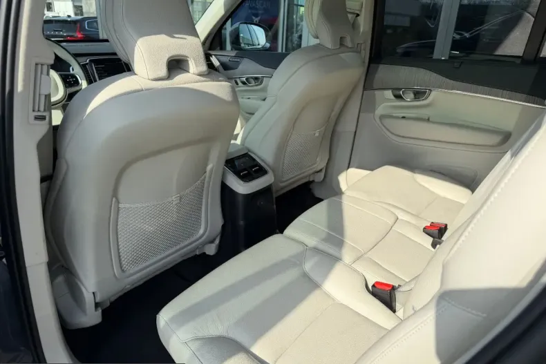 Volvo XC90 din 2023 cu 56.450 km - oferta VOL200629 - foto 15