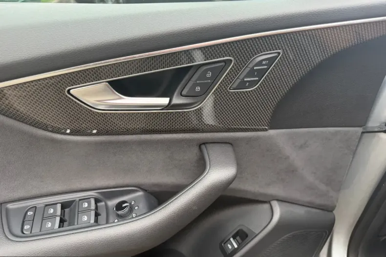 Audi SQ8 din 2023 cu 45.000 km - oferta AUD200630 - foto 18