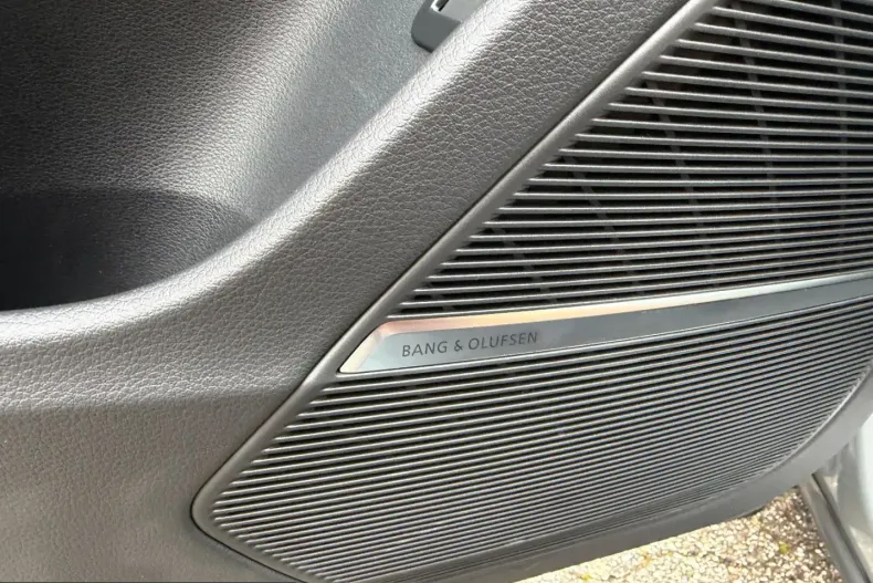 Audi SQ8 din 2023 cu 45.000 km - oferta AUD200630 - foto 19