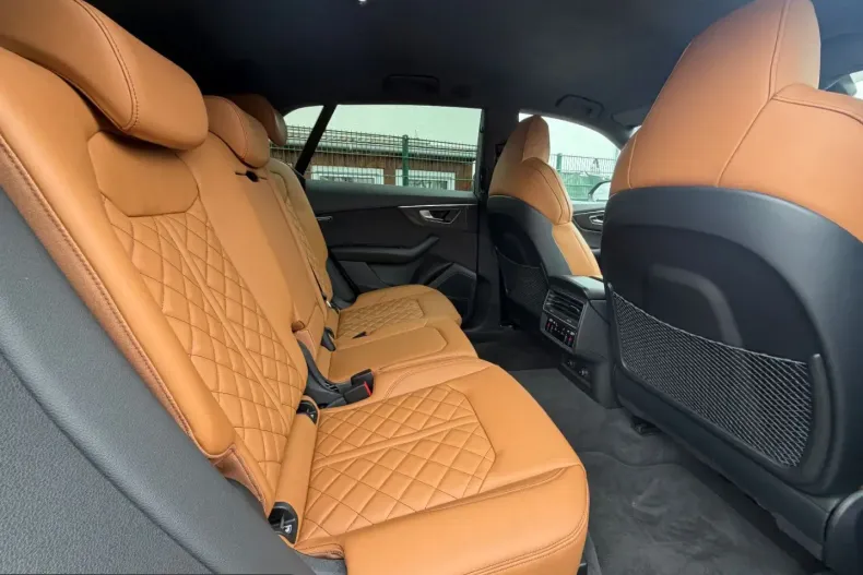 Audi SQ8 din 2023 cu 45.000 km - oferta AUD200630 - foto 29