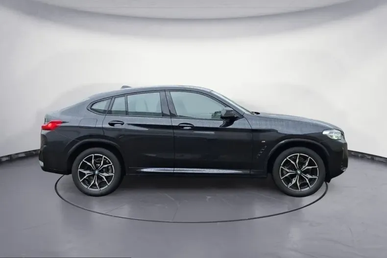 BMW X4 (Seria X) din 2024 cu 22.563 km - oferta BMW200635 - foto 5