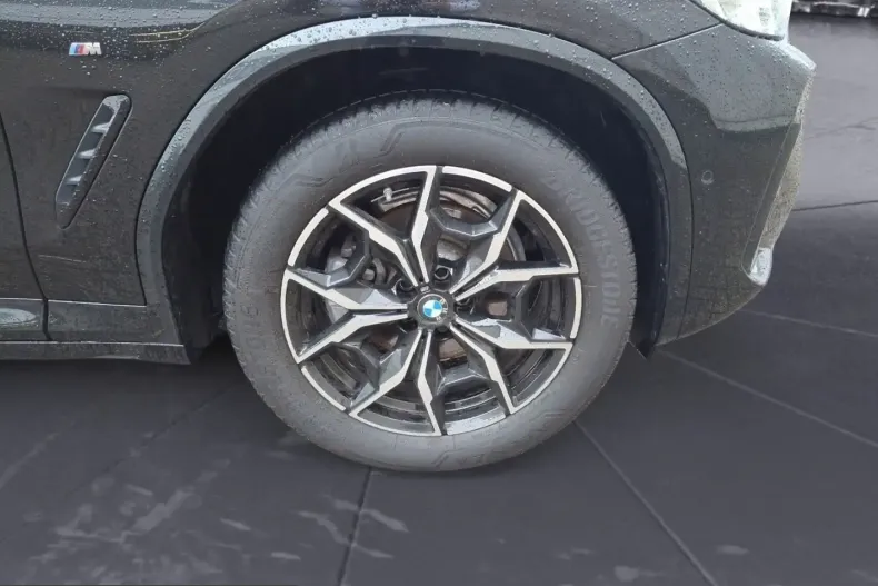 BMW X4 (Seria X) din 2024 cu 22.563 km - oferta BMW200635 - foto 6