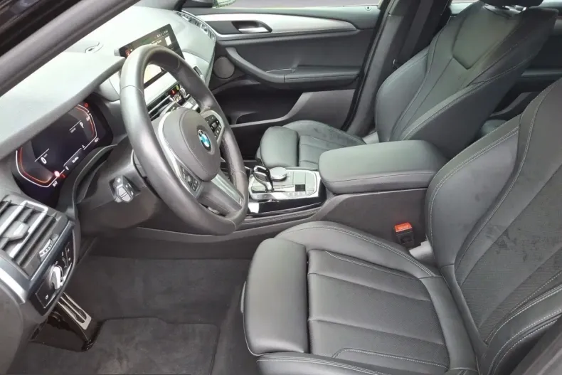 BMW X4 (Seria X) din 2024 cu 22.563 km - oferta BMW200635 - foto 8