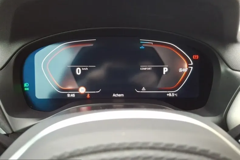 BMW X4 (Seria X) din 2024 cu 22.563 km - oferta BMW200635 - foto 9