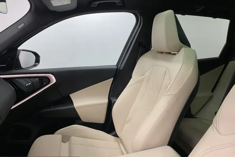 BMW X3 (Seria X) din 2025 cu 6.320 km - oferta BMW200640 - foto 40