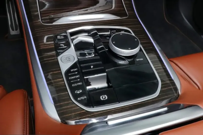 BMW X5 (Seria X) din 2024 cu 42.044 km - oferta BMW200652 - foto 11