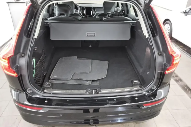 Volvo XC60 din 2022 cu 95.687 km - oferta VOL200667 - foto 11