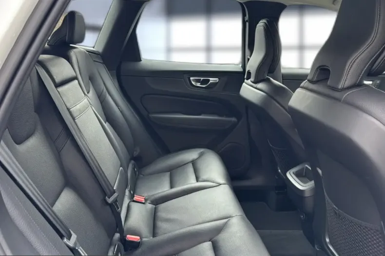 Volvo XC60 din 2021 cu 80.000 km - oferta VOL200700 - foto 18