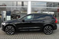 Volvo XC60 din 2021 cu 76.635 km - oferta VOL200709 - foto 3