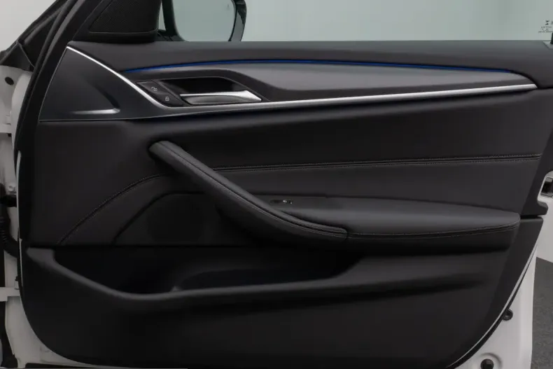 BMW 530 (Seria 5) din 2022 cu 83.491 km - oferta BMW200731 - foto 30