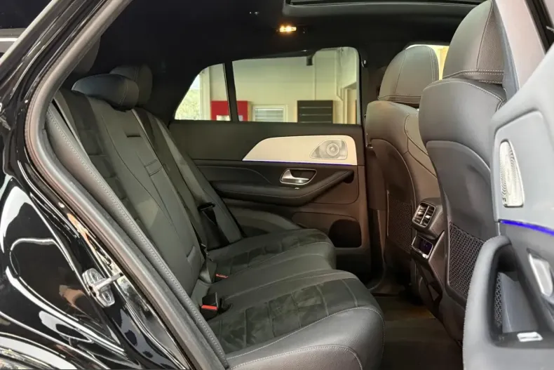 Mercedes-Benz GLE 300 (Clasa GLE) din 2025 cu 27.000 km - oferta MER200746 - foto 24