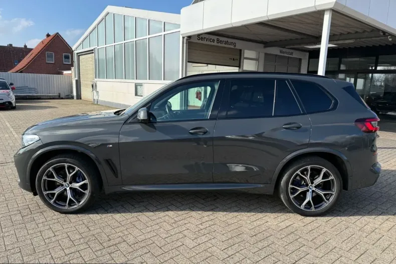 BMW X5 (Seria X) din 2022 cu 62.458 km - oferta BMW200768 - foto 2