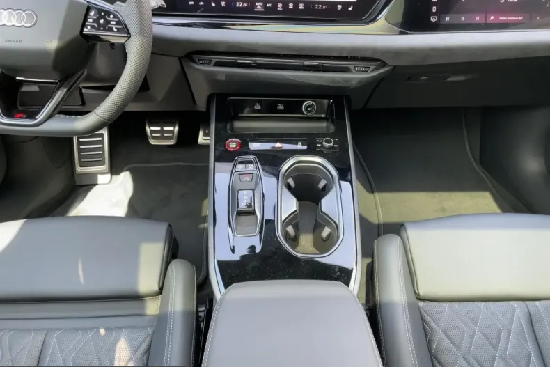 Audi A6 din 2025 cu 19.900 km - oferta AUD200818 - foto 14