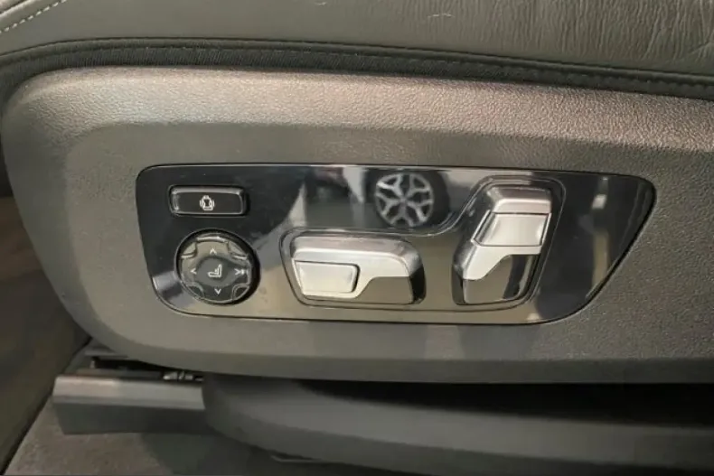 BMW X5 (Seria X) din 2022 cu 64.813 km - oferta BMW200828 - foto 8