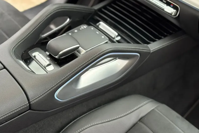 Mercedes-Benz GLE 300 (Clasa GLE) din 2025 cu 8.000 km - oferta MER200836 - foto 20