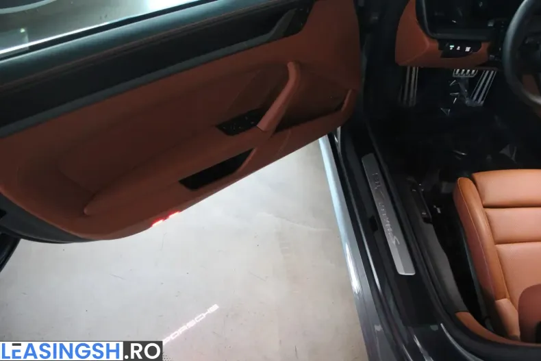 Porsche 911 din 2026 cu 20 km - oferta POR200840 - foto 21