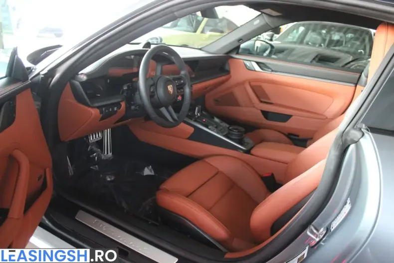 Porsche 911 din 2026 cu 20 km - oferta POR200840 - foto 26