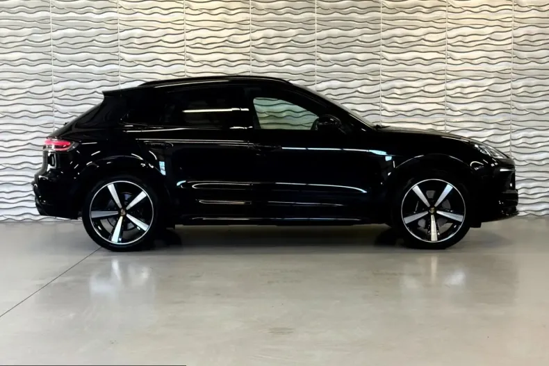 Porsche Macan din 2024 cu 17.900 km - oferta POR200846 - foto 4
