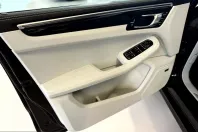 Porsche Macan din 2024 cu 17.900 km - oferta POR200846 - foto 19