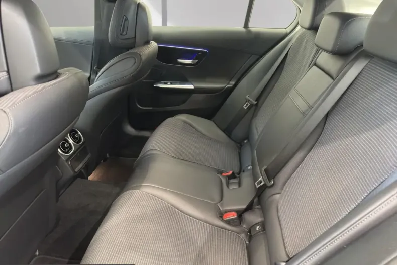 Mercedes-Benz C 200 (Clasa C) din 2025 cu 6.660 km - oferta MER200856 - foto 6