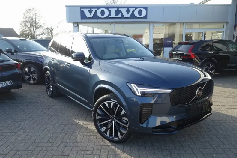 Volvo XC90 din 2025 cu 11.863 km - oferta VOL200870 - foto 3